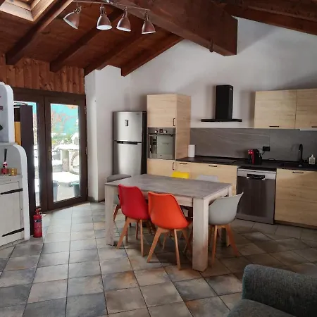 La Casa Del Bosco - The House By The Woods Arvier